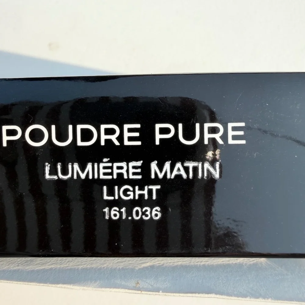 Chanel Poudre Pure Luxury Powder Compact Refillable Light 0.35oz 10g